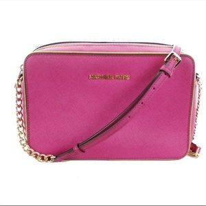 JET Set Large Saffiano Leather Crossbody Bag, fuchsia, gold trim